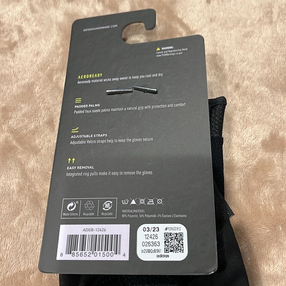 Adidas Climalite Size XL Unisex  Adjustable  Essential Gloves Black White Padded - Picture 5 of 5